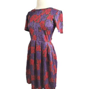 LulaRoe Amelia flower dress vintage look red purple size Medium NWT